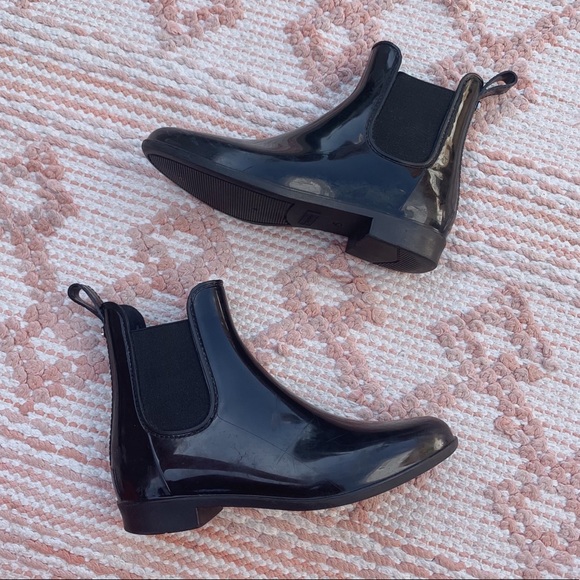 Marc Fisher Shoes - Black Marc Fisher Rainy 2 Ankle Chelsea Rain Boots 6